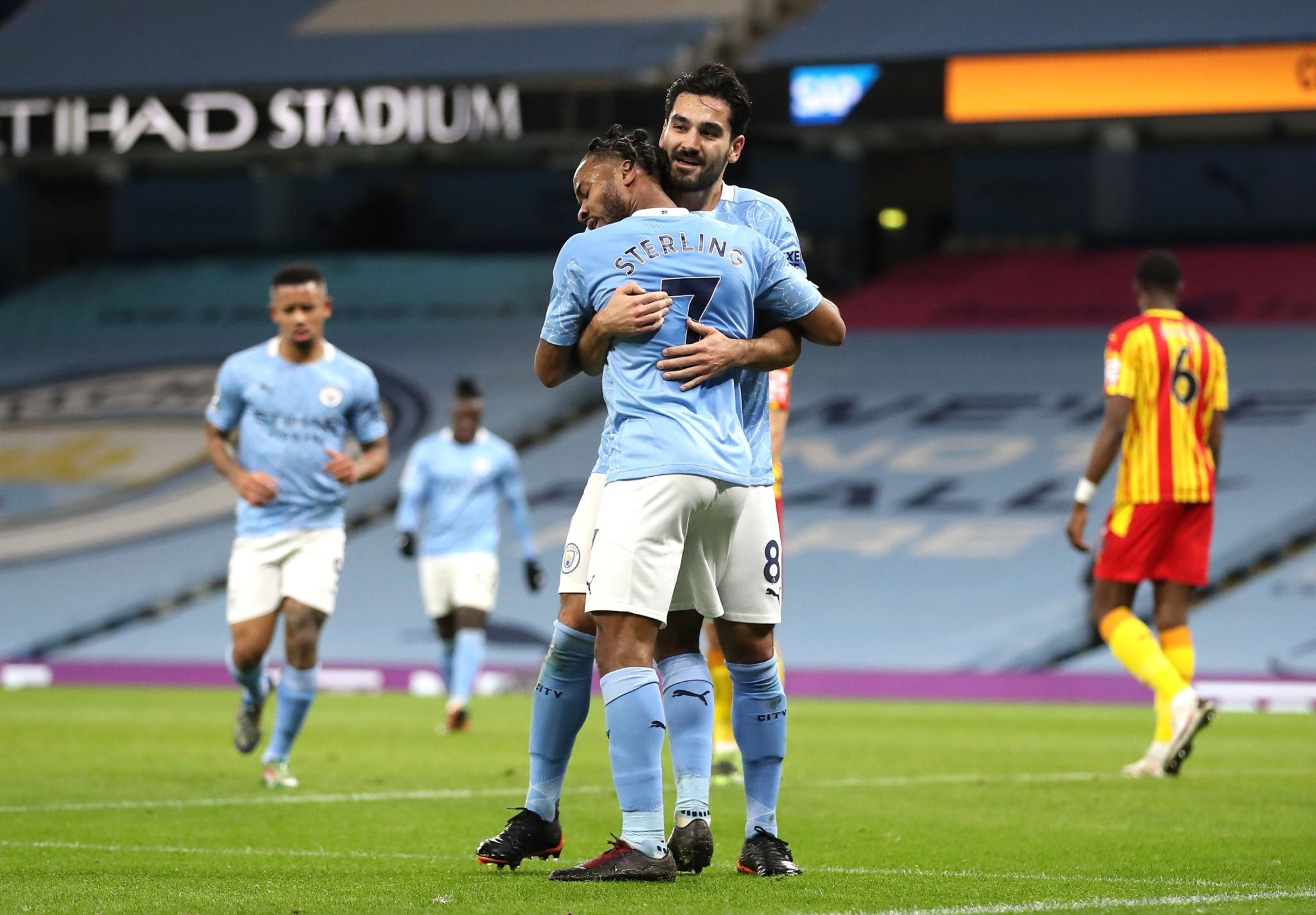 具有巨大潜 具有巨大潜