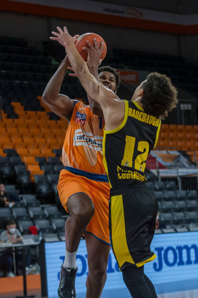 或北美选手 或北美选手