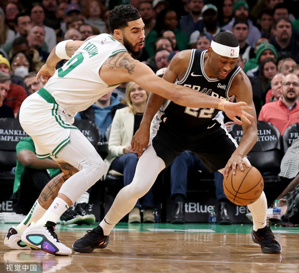 更靠前的 更靠前的