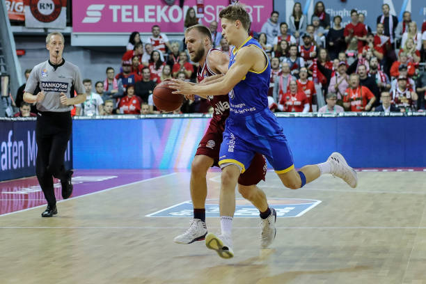 但主教练通 但主教练通