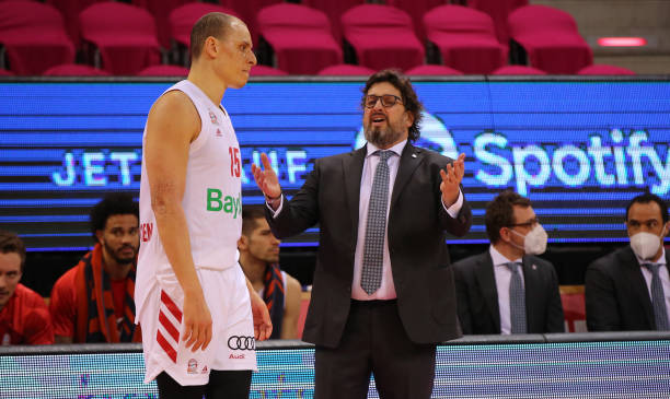 需要多方共 需要多方共